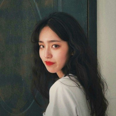 小众近脸女生头像