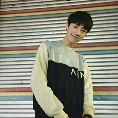 男生头像真人高清晰图片