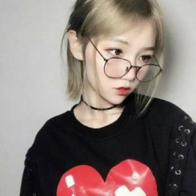 女生眼镜头像控