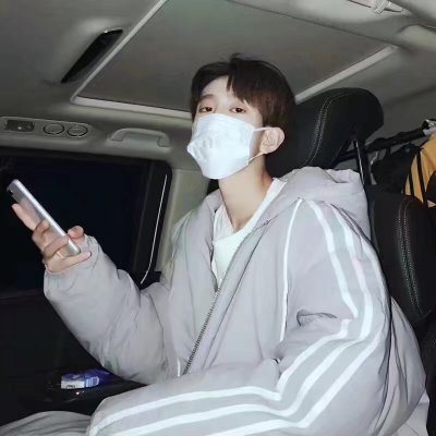 男生16岁帅气头像图片