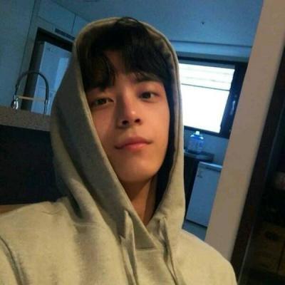 男生头像真人高清晰图片