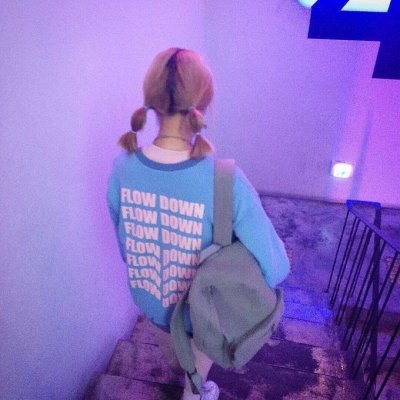 紫色系列女头真人图片