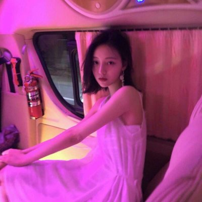 超酷头像女生短发霸气图片
