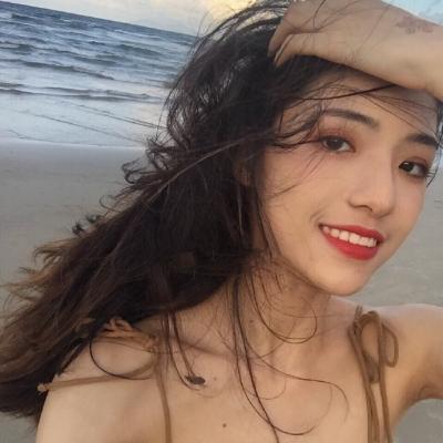 海边图片唯美女生头像