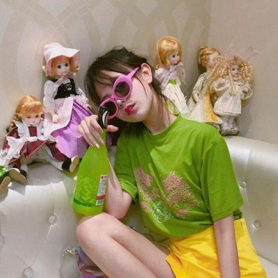 抖音极品绿色系女头图片