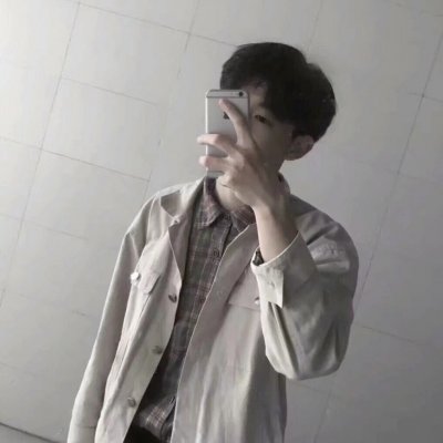 男生手机挡脸个性头像图片