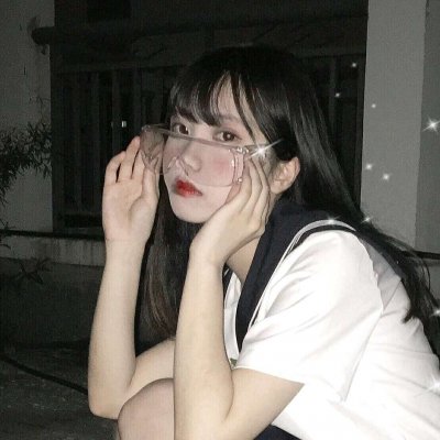 原宿风ins高级质感女生微信头像图片