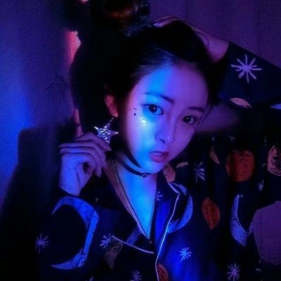 彩虹系列女生真人头像图片