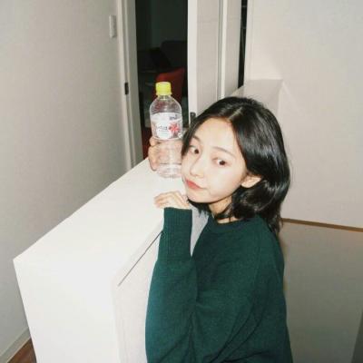 小清新文艺女生头像图片高清