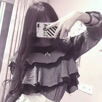 qq3人闺蜜头像一人一张真人图片