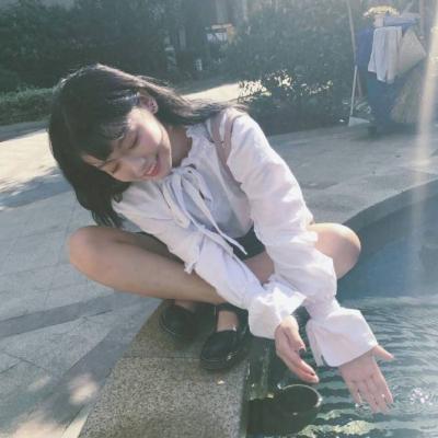 小清新文艺女生头像图片高清
