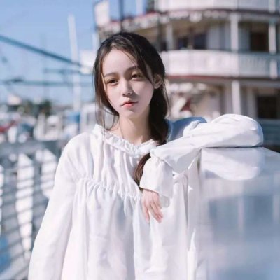 清纯干净漂亮的小姐姐头像图片