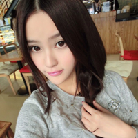 扎辫子女孩真人头像图片
