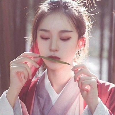 高雅仙气古风女子真人头像图片