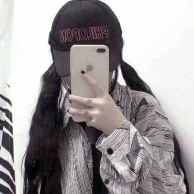 qq3人闺蜜头像一人一张真人图片