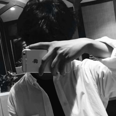 潮牌高清头像无水印男生图片