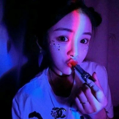 彩虹系列女生真人头像图片