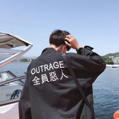 男头真人帅气冷酷背影图片