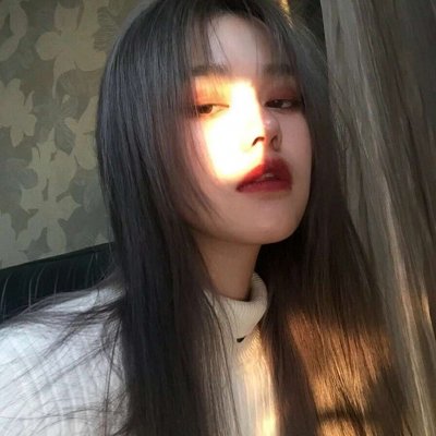 原宿风ins高级质感女生微信头像图片