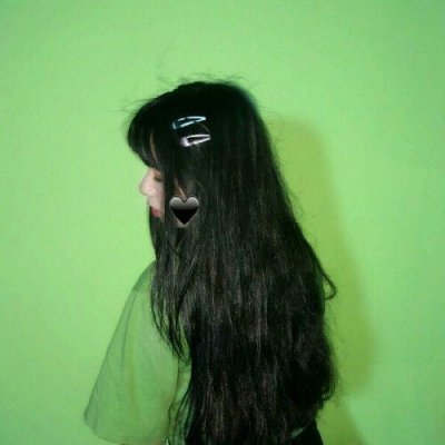 女生头像穿着绿色衣服图片
