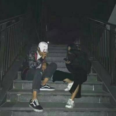 酷酷的情侣头像真人一对