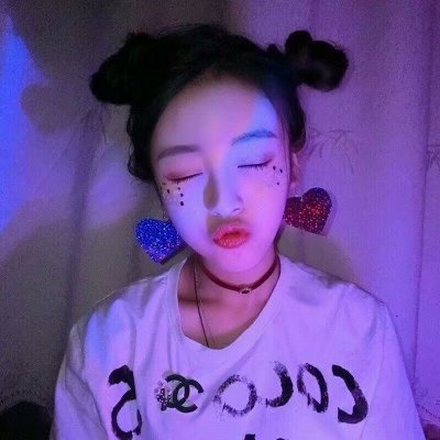 彩虹系列女生真人头像图片