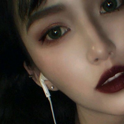 原宿风ins高级质感女生微信头像图片