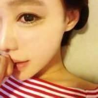 女生真人头像唯美露半脸图片