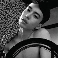 qq头像灰色伤感男生图片