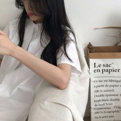 女头ins风高级感部位图片