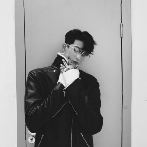 又冷漠又帅气又好看的男生头像图片