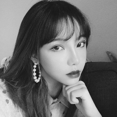 黑白头像女生冷酷霸气长发图片