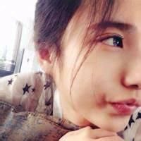 女生真人头像唯美露半脸图片
