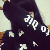 女生真人头像唯美露半脸图片