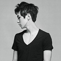 qq头像灰色伤感男生图片