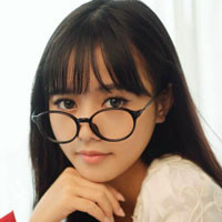 美女戴眼镜图片头像