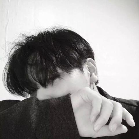 又冷漠又帅气又好看的男生头像图片