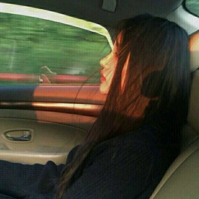 qq头像2025年最流行的女生图片