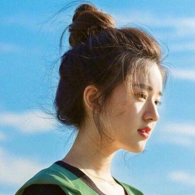 唯美头像小清新女生丸子头图片