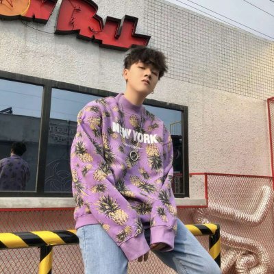 男生成熟简单气质头像图片
