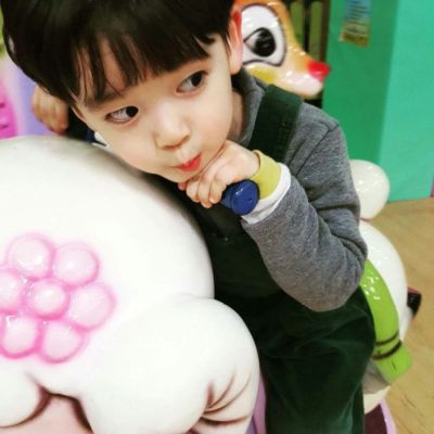 可爱萌帅小男孩头像图片