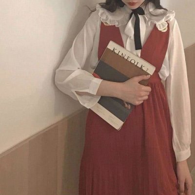 红色系女生头像霸气高冷图片