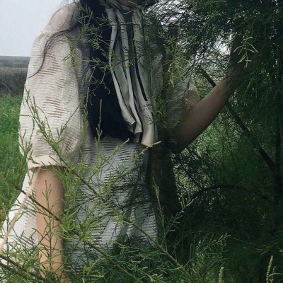 女头ins风高级感部位图片