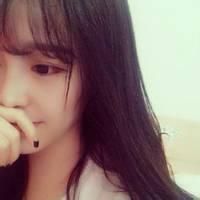 女生真人头像唯美露半脸图片