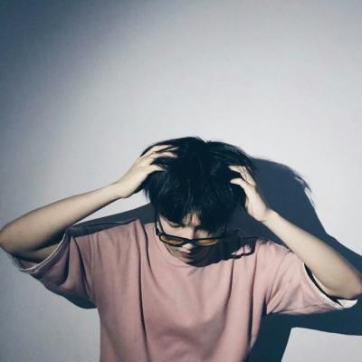 阳光唯美意境微信男头像图片