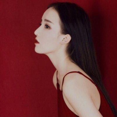 红色系女生头像霸气高冷图片