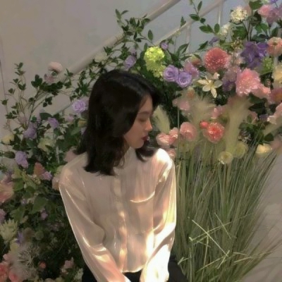 超好看女生照片头像