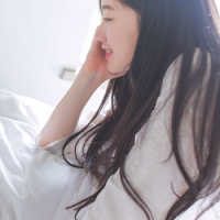 两张情侣头像不明显一男一女图片