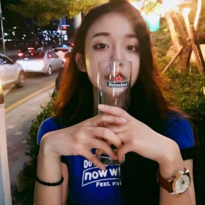 女生头像丧黑叛逆抽烟喝酒图片