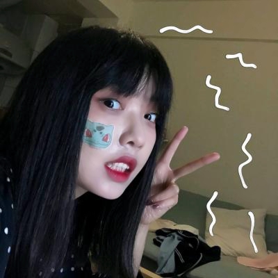 搞怪动作女神经头像图片